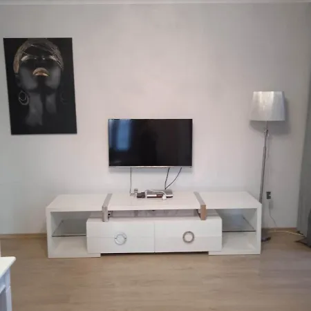 ап.константин г.балчик Apartman *